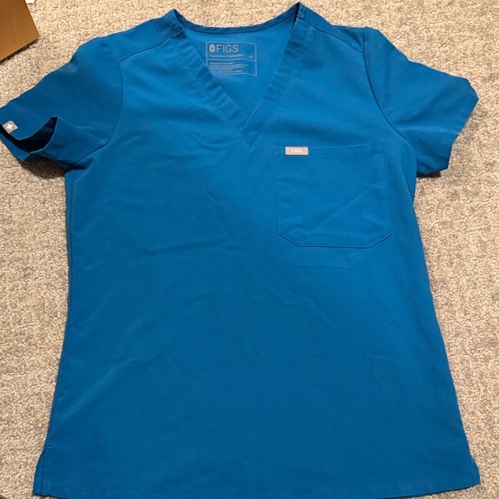 Figs one pocket scrub top